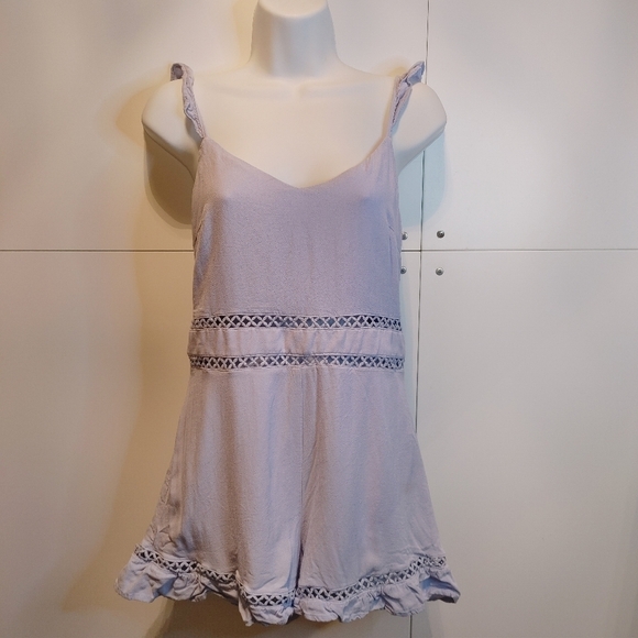 Kiss The Sky Ruffle Romper - Picture 7 of 7